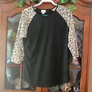LuLaRoe Randy Top Large